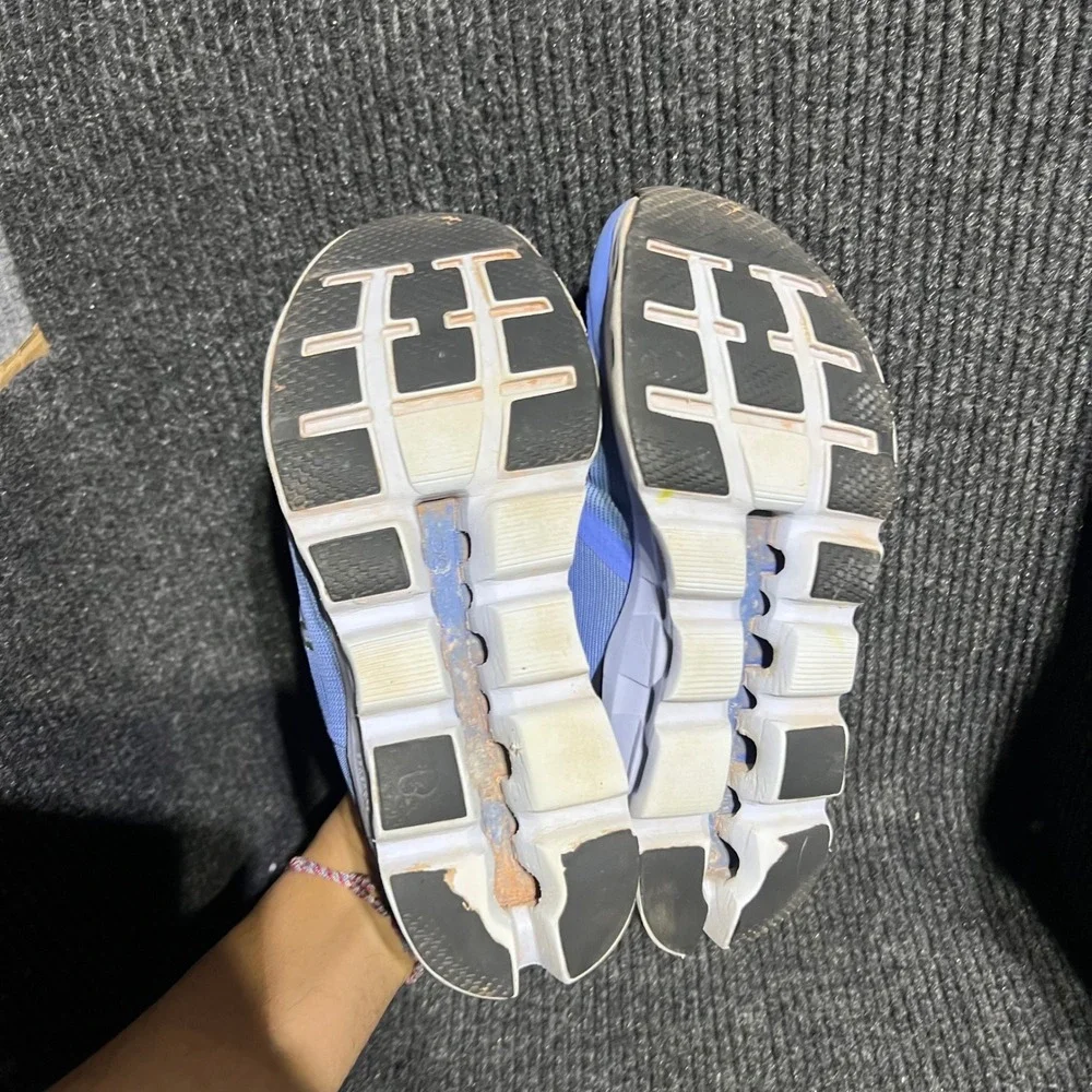 On Running Cloudstratus Women Size 8 Blue Grey Road Running Shoes 39.99209